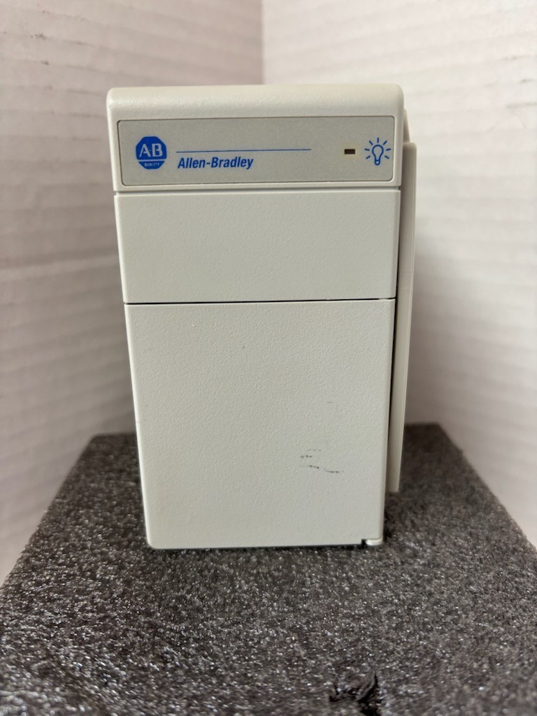 Allen Bradley 1769-PA2, Power Supply for CompactLogix, Series A