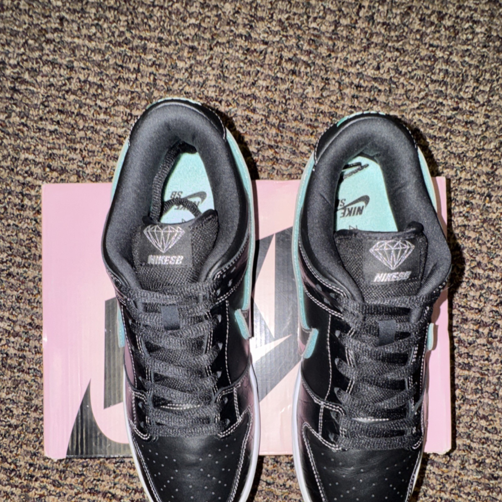 Nike SB Dunk Low Diamond Supply Co, with OG box