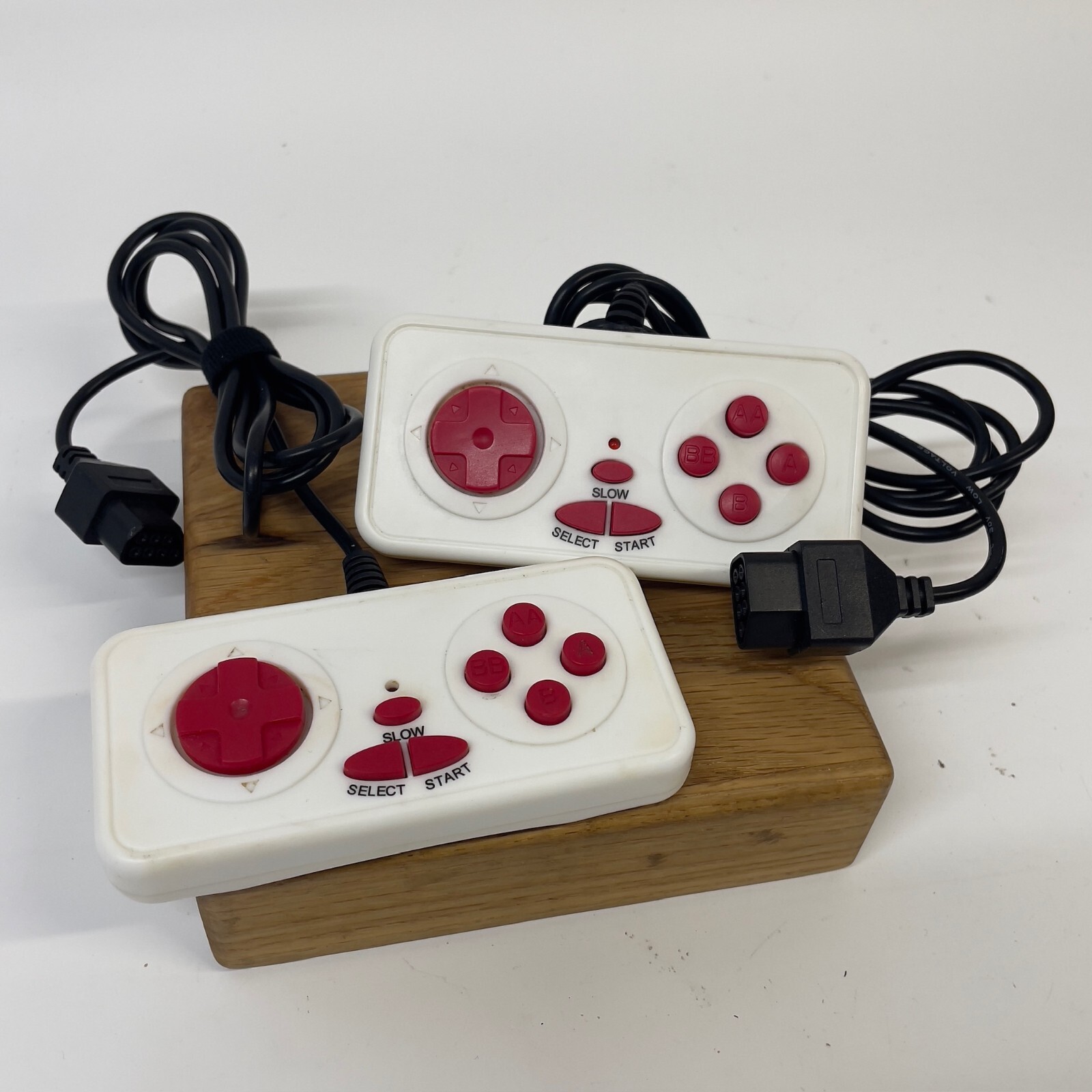 FC Home 88 White Controllers - LOT OF 2 - Works With 8-Bit Nintendo