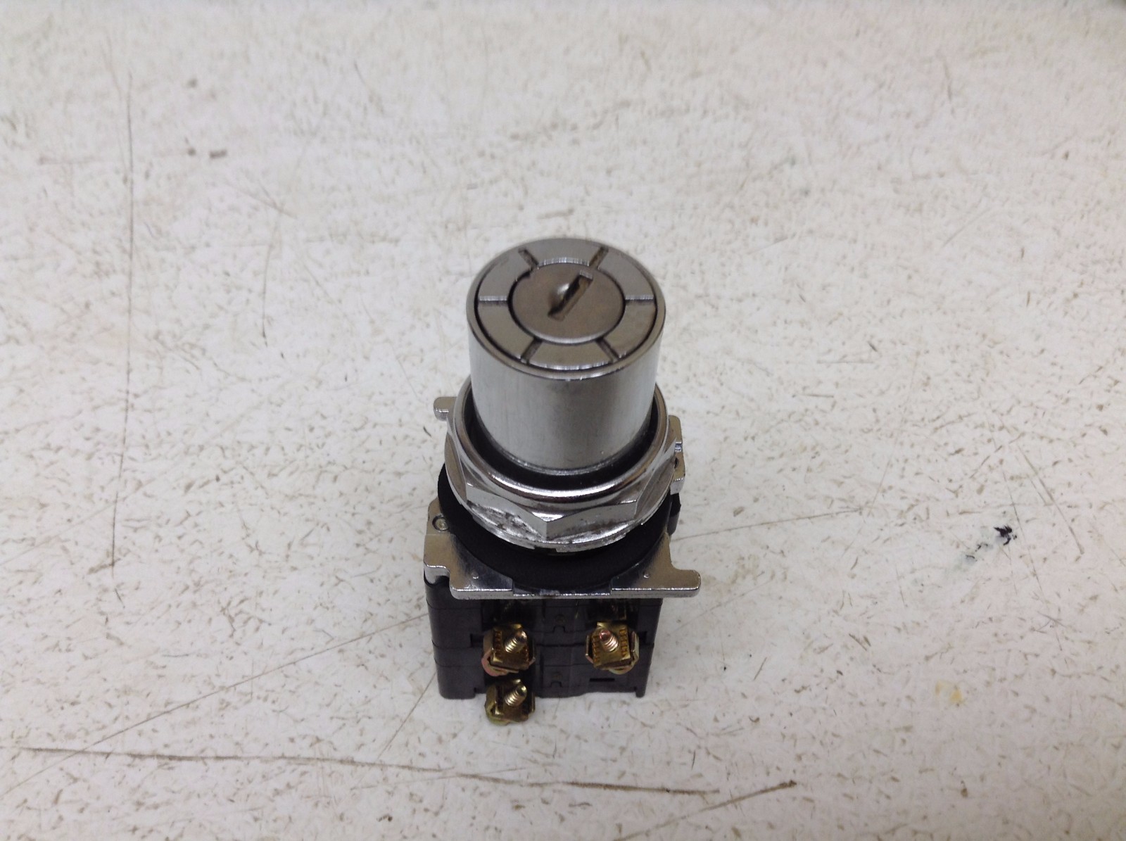 Cutler Hammer Eaton 10250T 91000T Key Selector Switch (TBI)