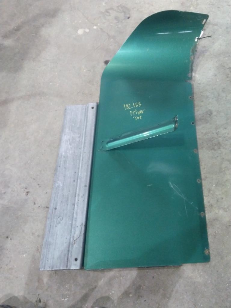Replaces NA 2006 FREIGHTLINER COLUMBIA 120 CAB EXTENSION ,  MN