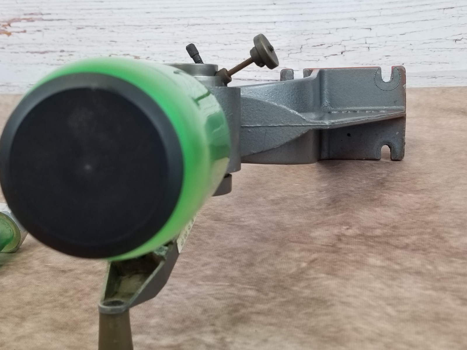 OHAUS 7250 POWDER MEASURE W/HEAVY STAND Reloading Hand Load Bench Loader