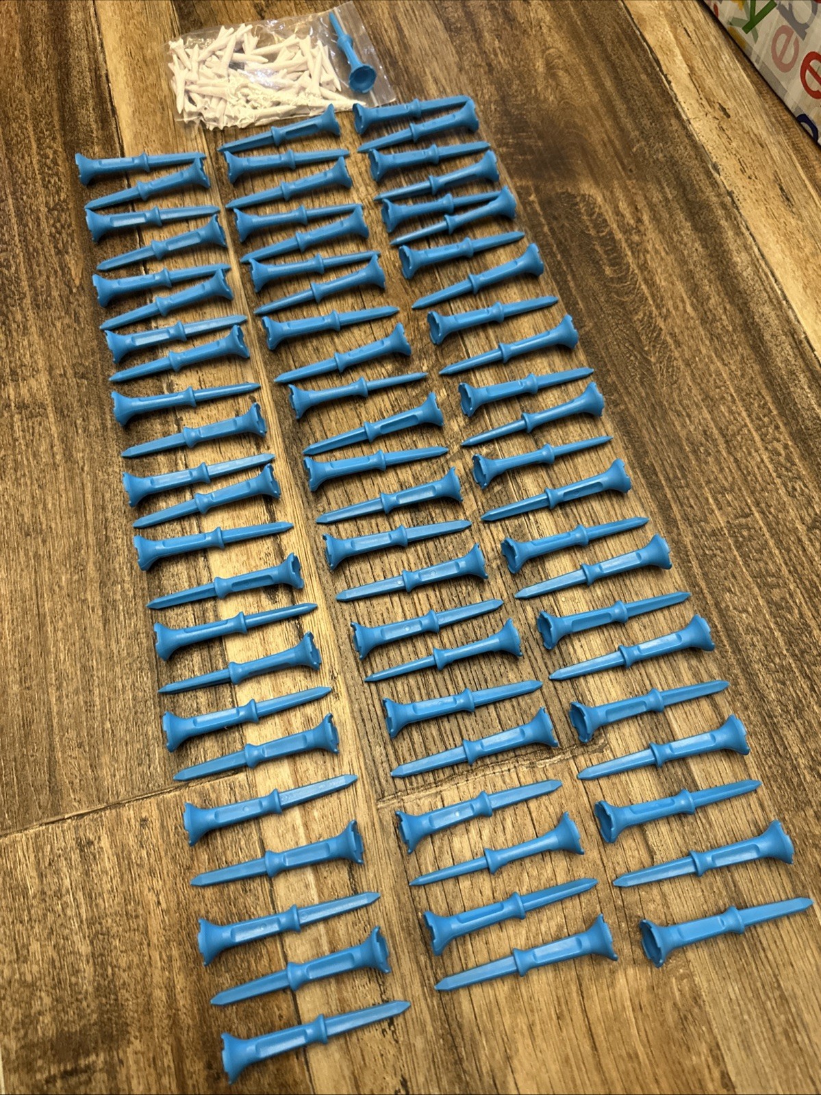 Stepped Golf Tees 110 Count Plastic Golf Tees Fixed Tee Height Golf Tees