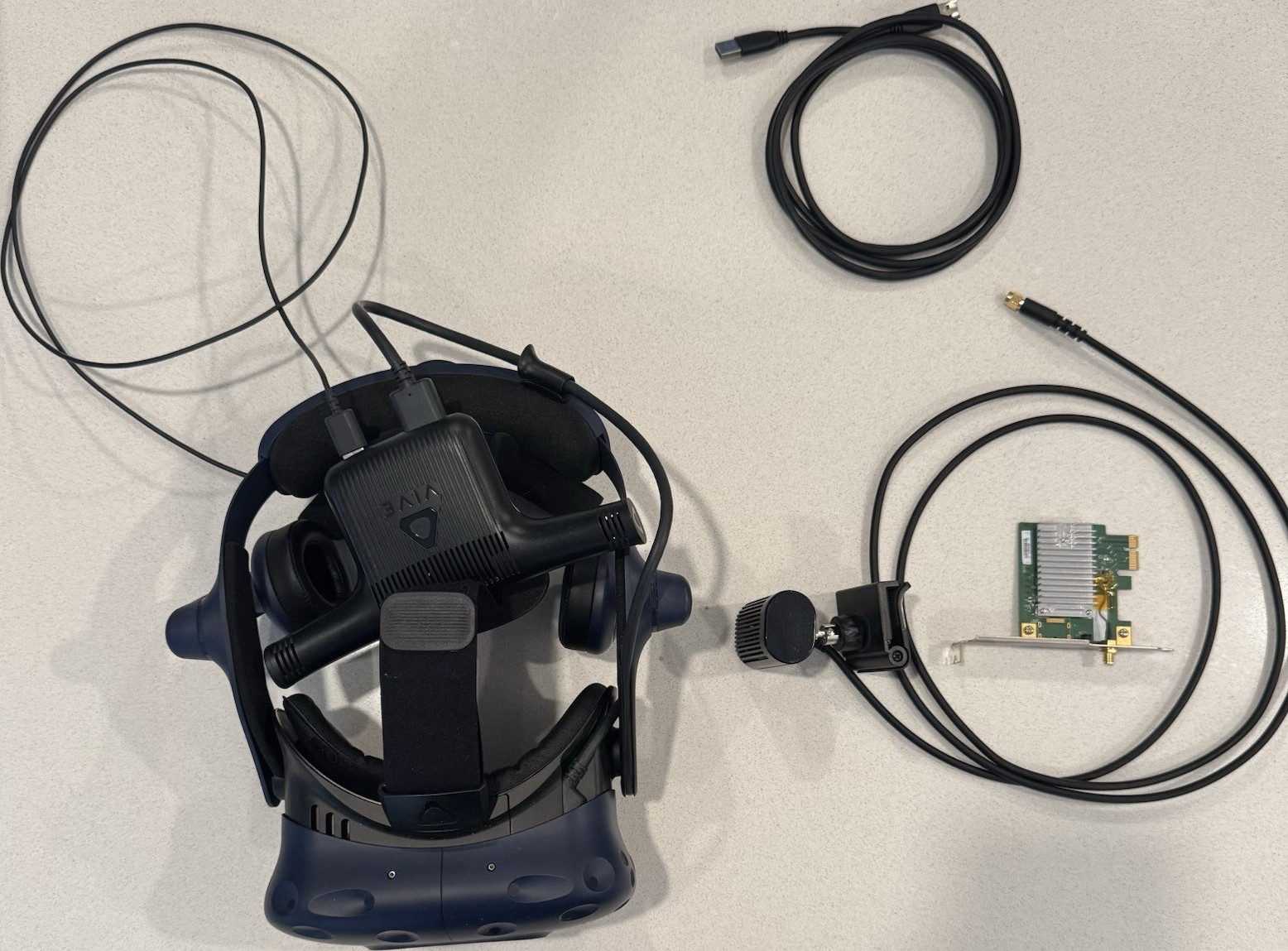 HTC Vive Pro VR Headset Blue With Wireless Adapter and USB
