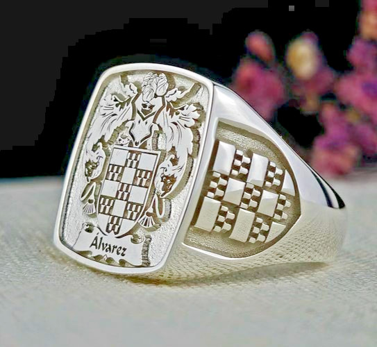 Custom Alvarez Family Crest Signet Ring 925 Sterling Silver Coat of Arms Men’s J