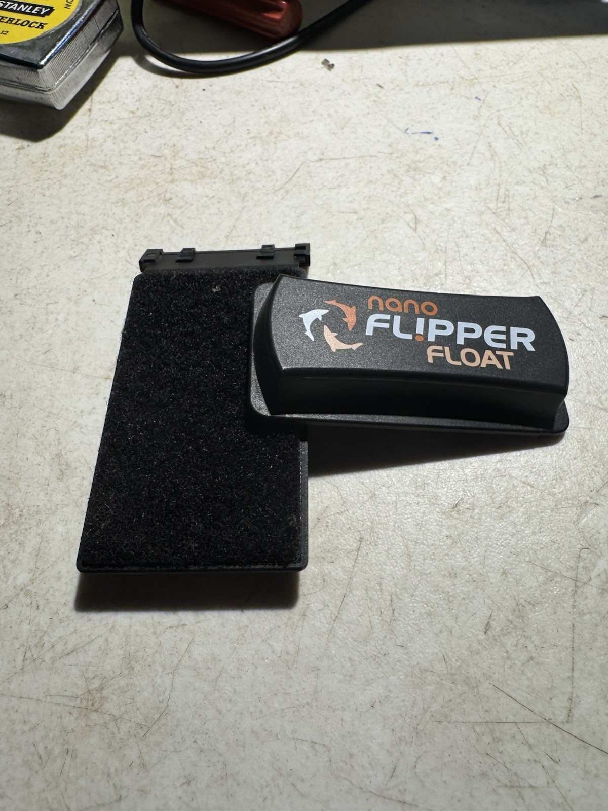 Flipper FLOAT Nano Algae Magnet Cleaner up to 1/4" Tanks Comes With New Blade
