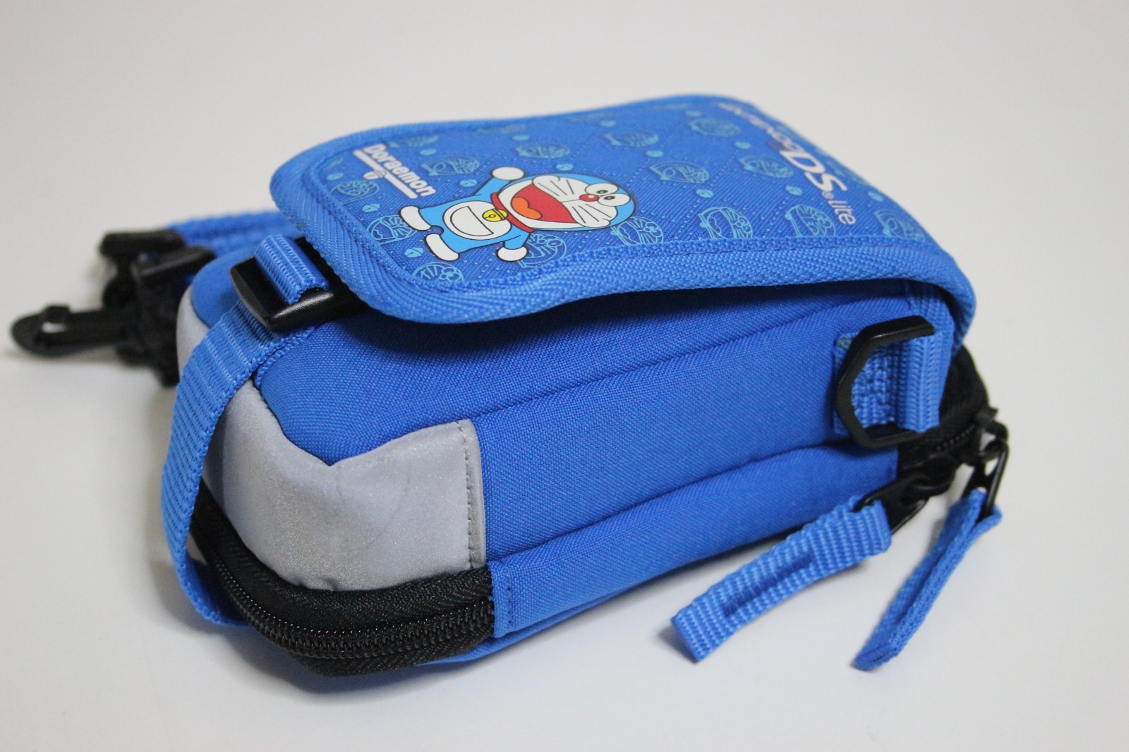 Doraemon Nintendo DS Carrying Pouch / Case - Blue with Strap / Japan/ Near Mint