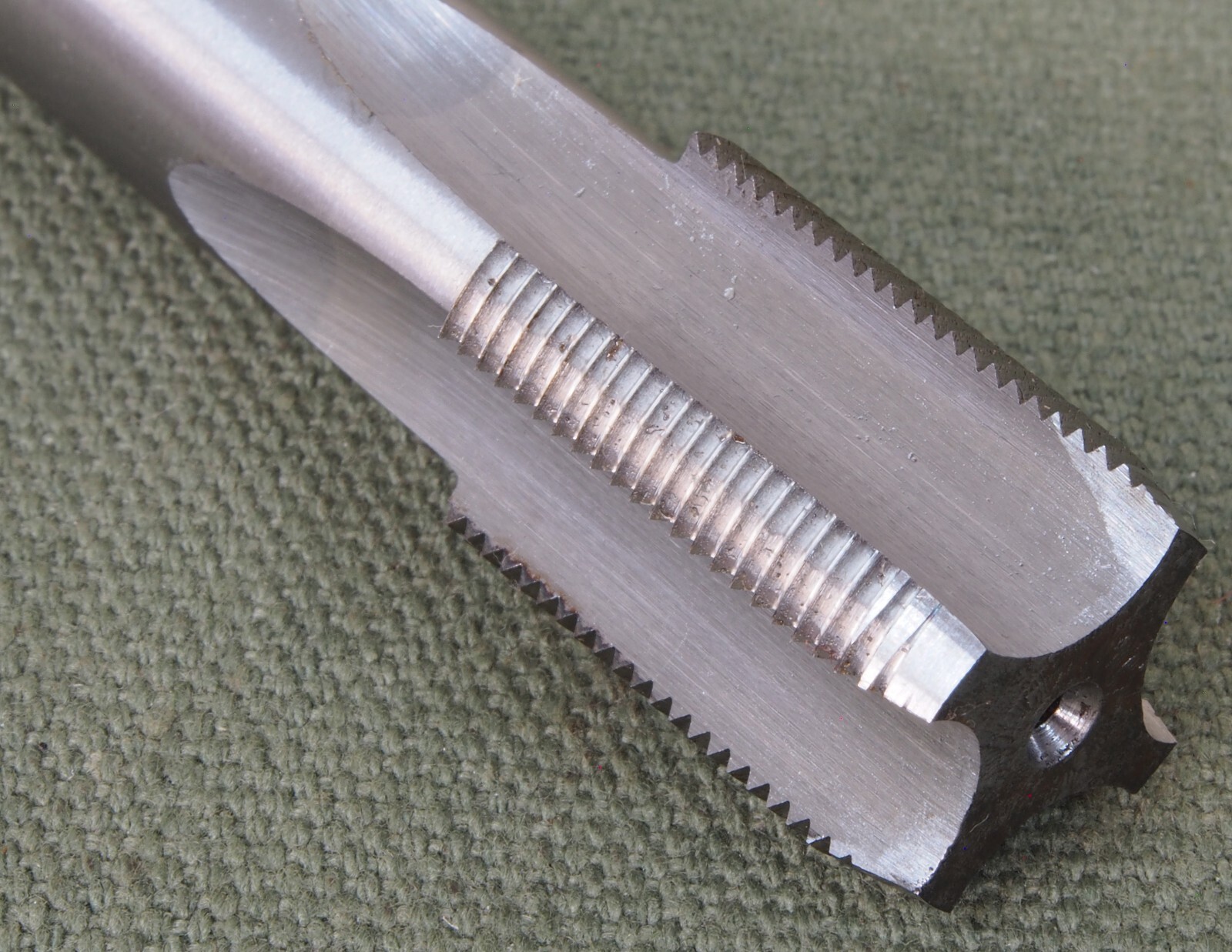 11/16 inch x 24, Tap, High speed steel, suits Muzzle Threads