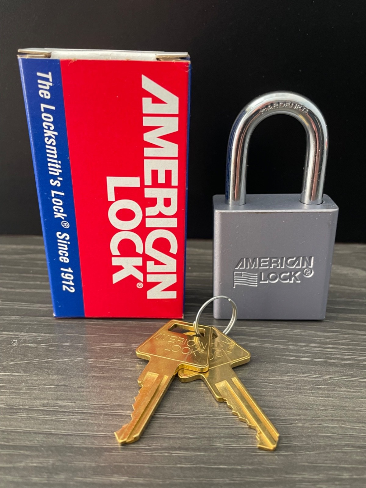 American Lock Padlock, Model A10, Keyed Alike