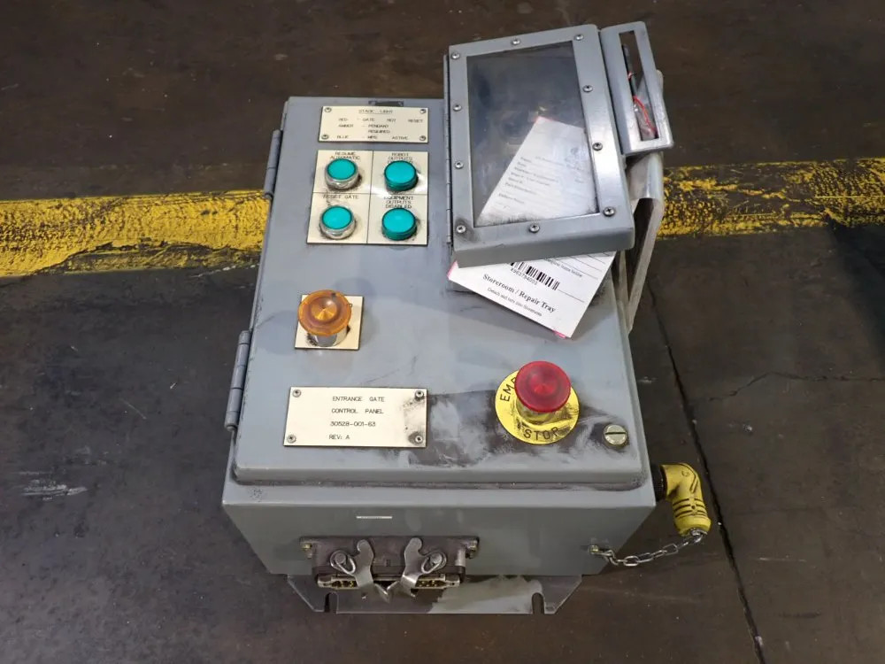 SQUARE D  30528-001-63 CONTROL PANEL  08251472343