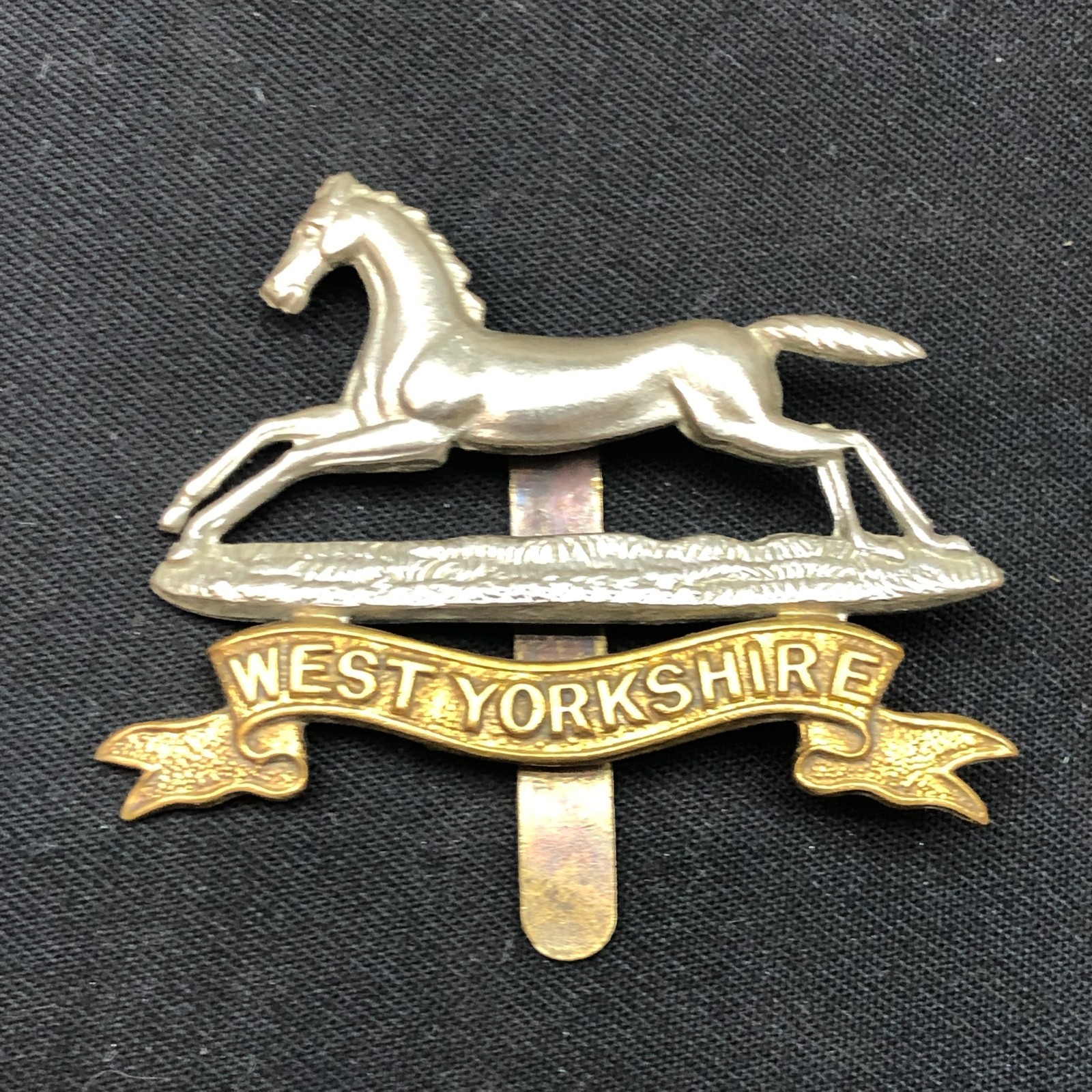 Original WW2 British Army Cap Badge - West Yorkshire Regiment
