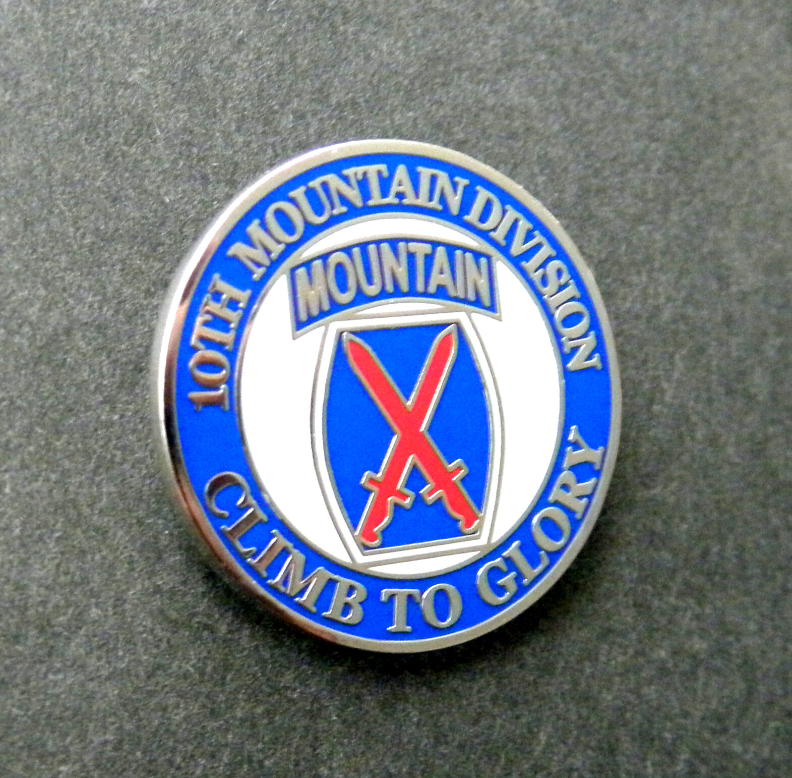ARMY 10th MOUNTAIN DIVISION CLIMB TO GLORY LAPEL HAT PIN 1 INCH
