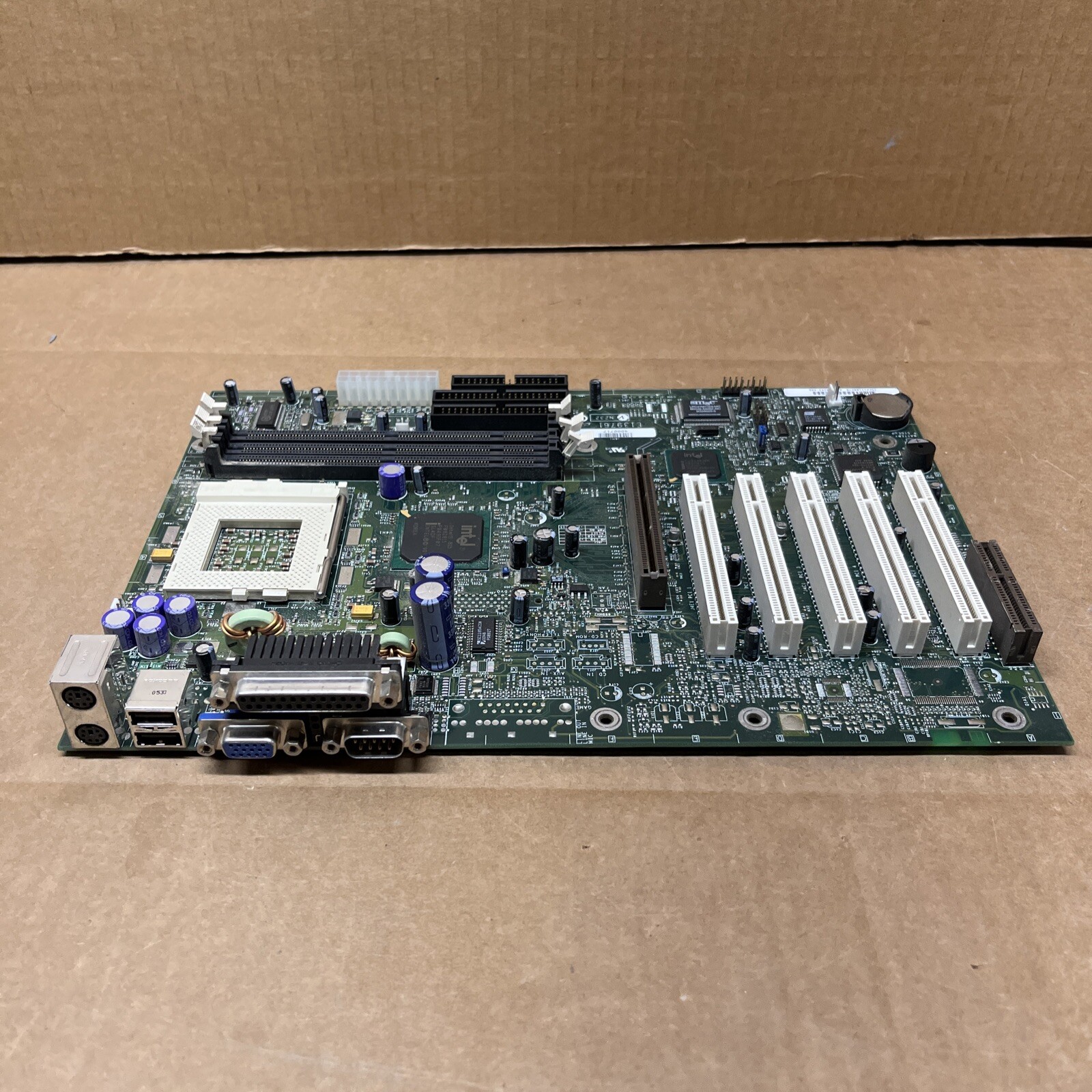 Gateway PIII Socket 370 No CPU Motherboard 4000717 AA A19243-406 E139761 Tested