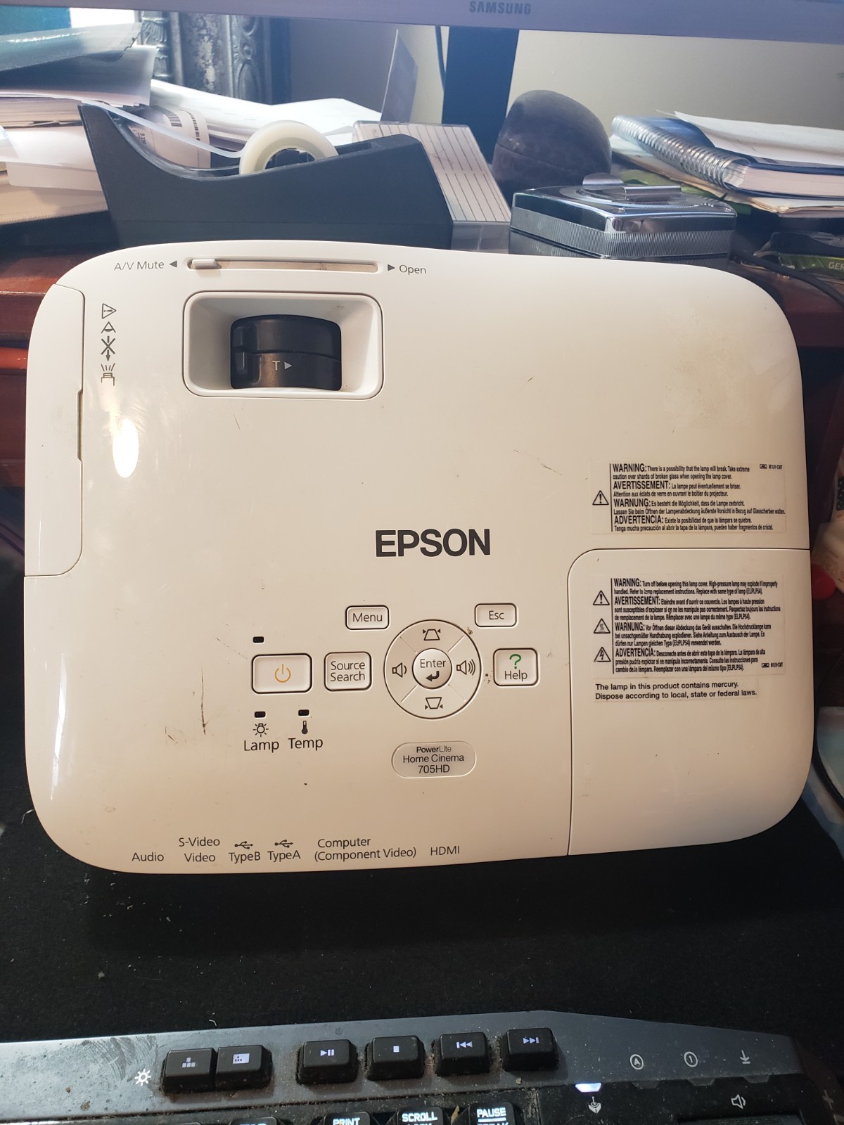 Epson PowerLite 705HD Projector Portable Home Theater HD HDMI Not tested