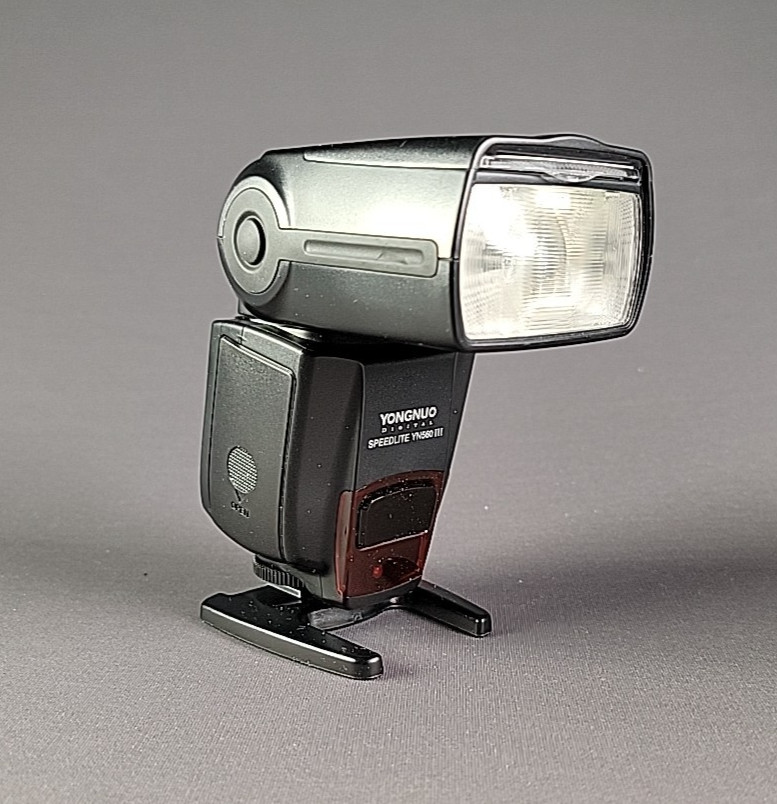 Yongnuo YN560-III Speedlight Wireless Flash- never used- this was a backup flash