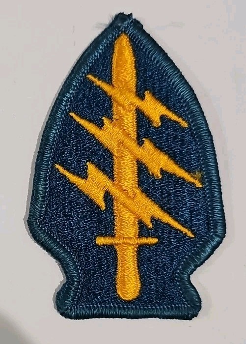 Vietnam War US Army 1st SPECIAL FORCES Command Shoulder Patch Sew On ORIGINAL