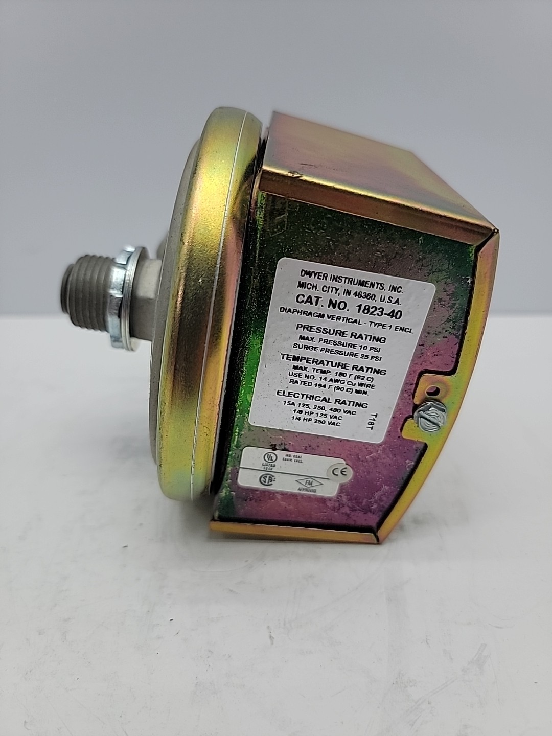 Dwyer 1823-40 Pressure Switch Industrial Process Control Switch