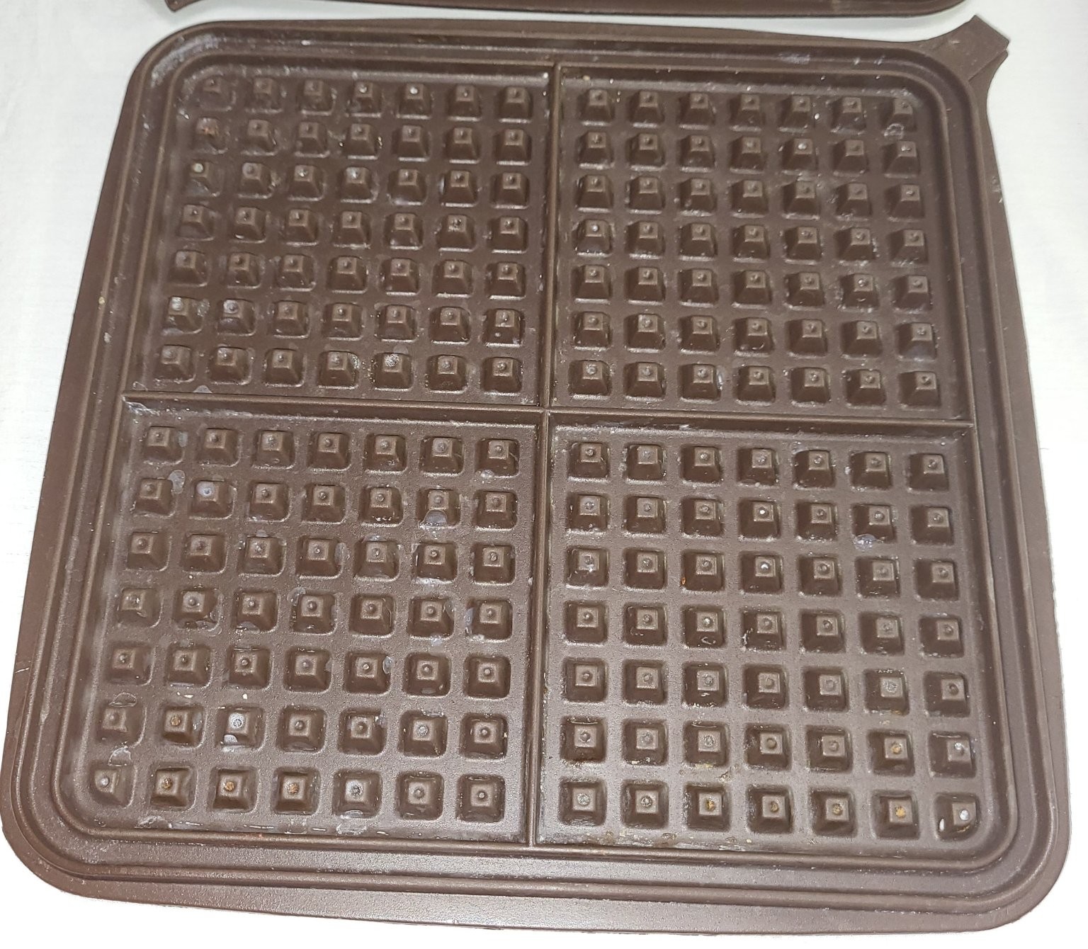 Toastmaster Model 269A Waffle Baker Stainless Steel Removable Reversible Plates