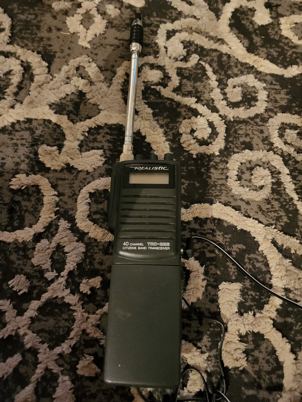 DEFECTIVE Realistic TRC226 walkie talkieCB radio G3D