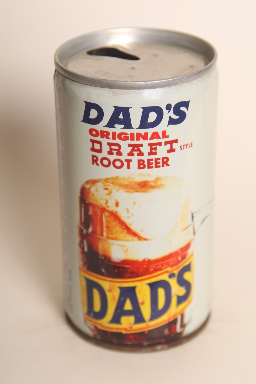 Dad's Root beer soda can - 12oz