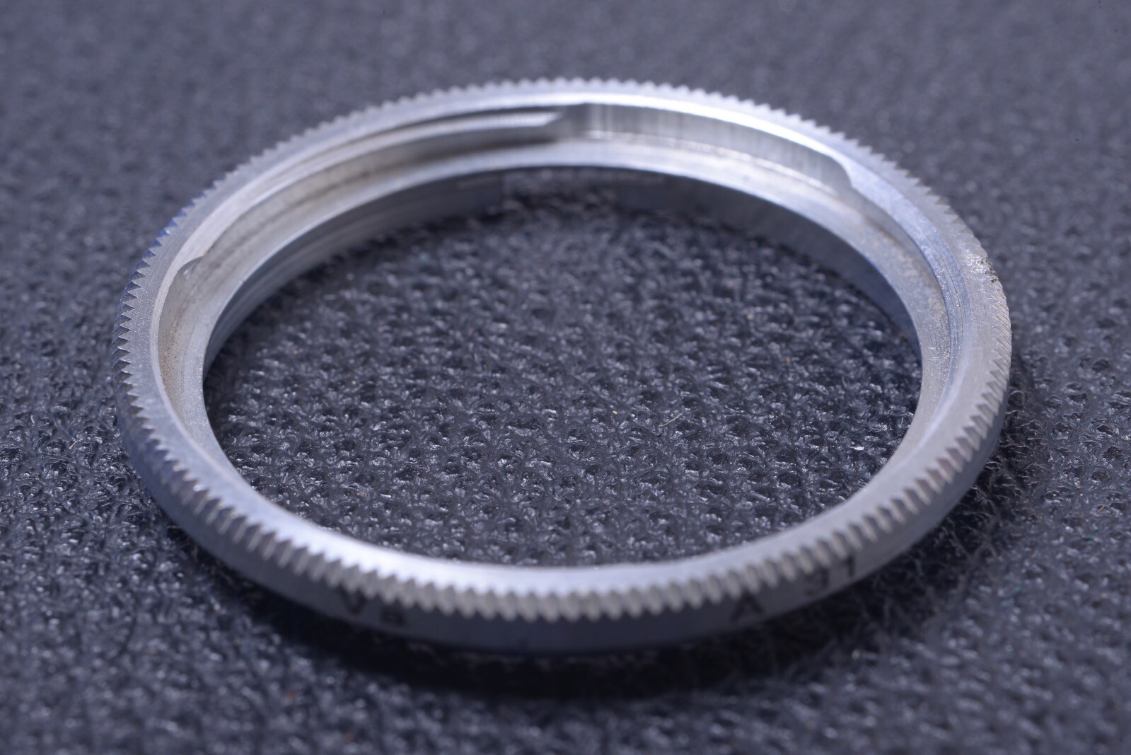 ✅ UNBRANDED STEP UP RING 31MM TO 35MM BAYONET FILTER ADAPTER PUSH ON 18-2