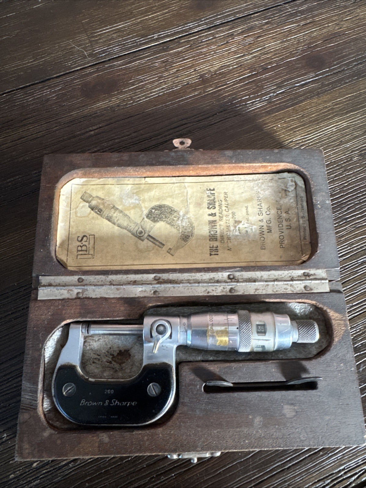 Brown & Sharpe 0-1 inch Outside Micrometer w/Box (Model 200, 0.0001" Resolution)