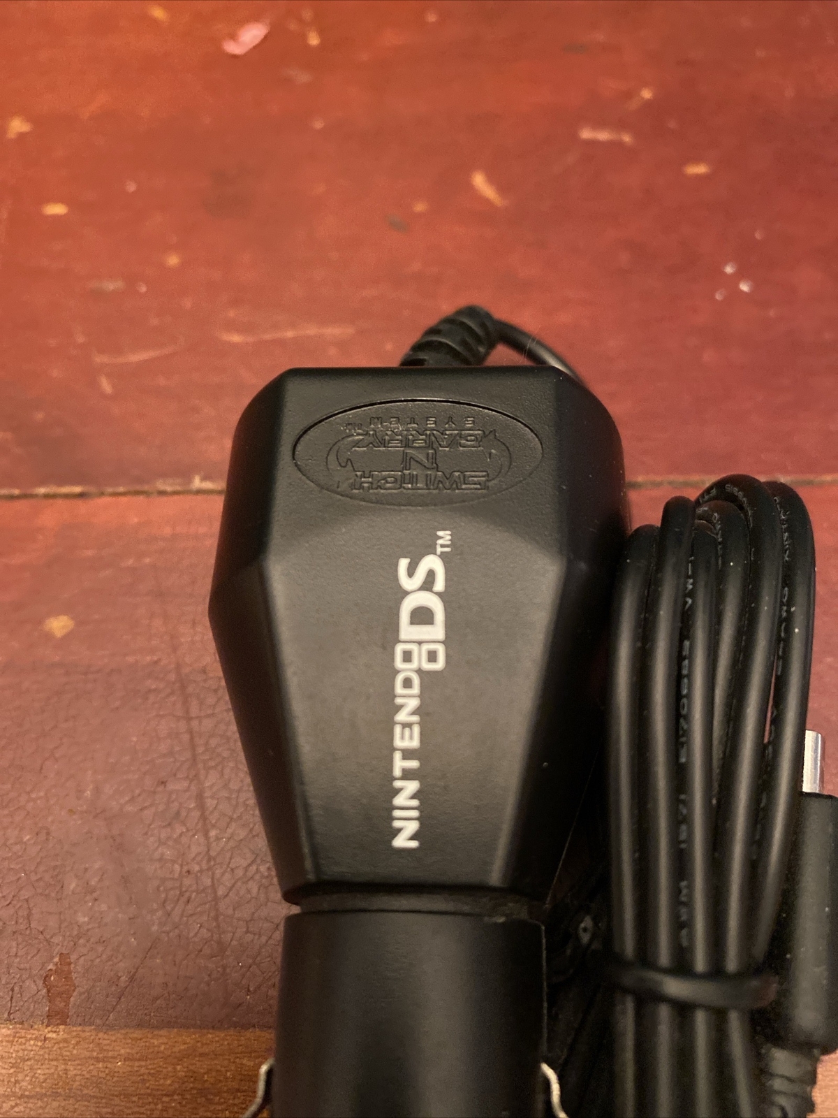 Nintendo DS Switch and Carry Car Charger 12V DS Lite 2007 EUC