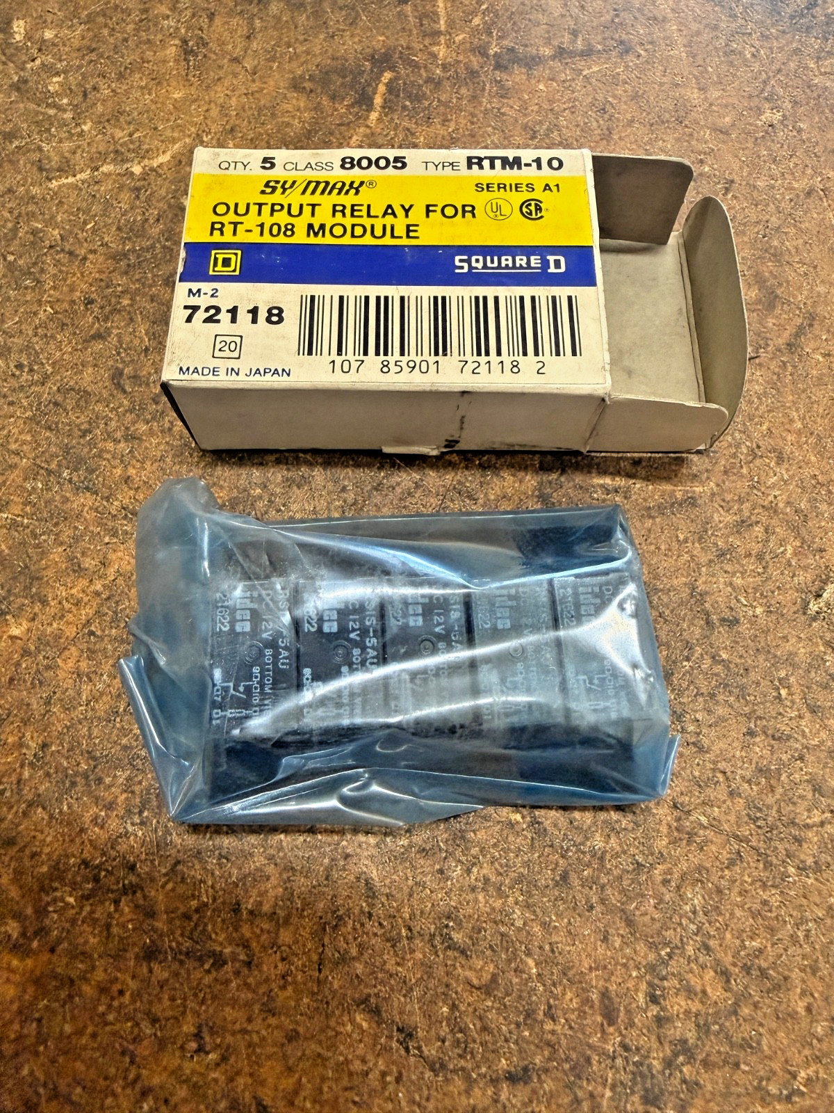 Square D Class 8005 Output Relay Module RT-108 RTM-10 Square D 72118 (NEW)