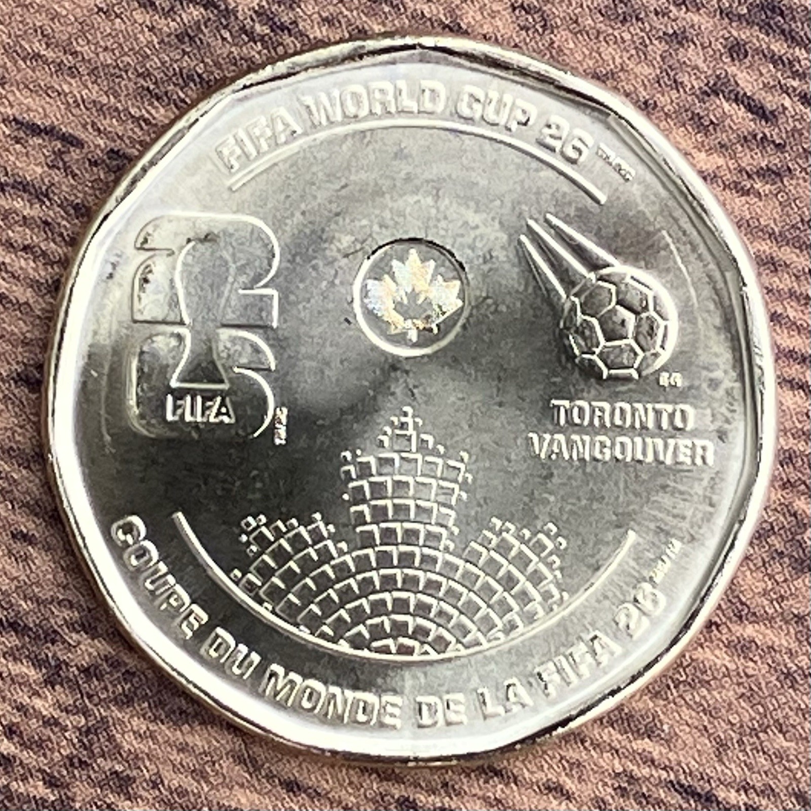 SHIPS TODAY! 2026 Canada WORLD CUP $1 loonie coin **75% off combined shipping**