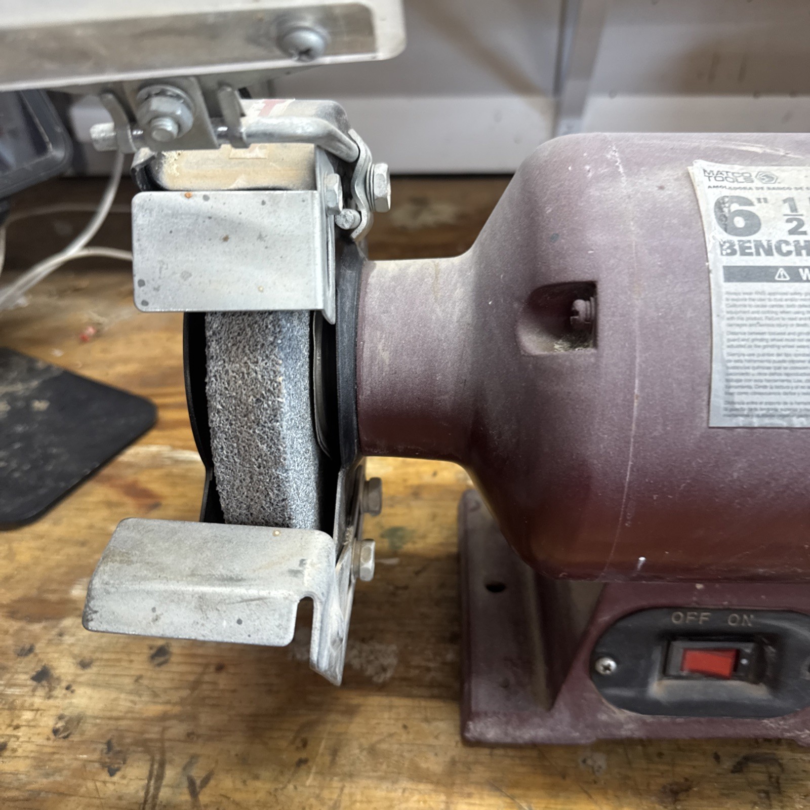 Matco Tools BG612 6” Bench Grinder 1/2 Hp Dual Working