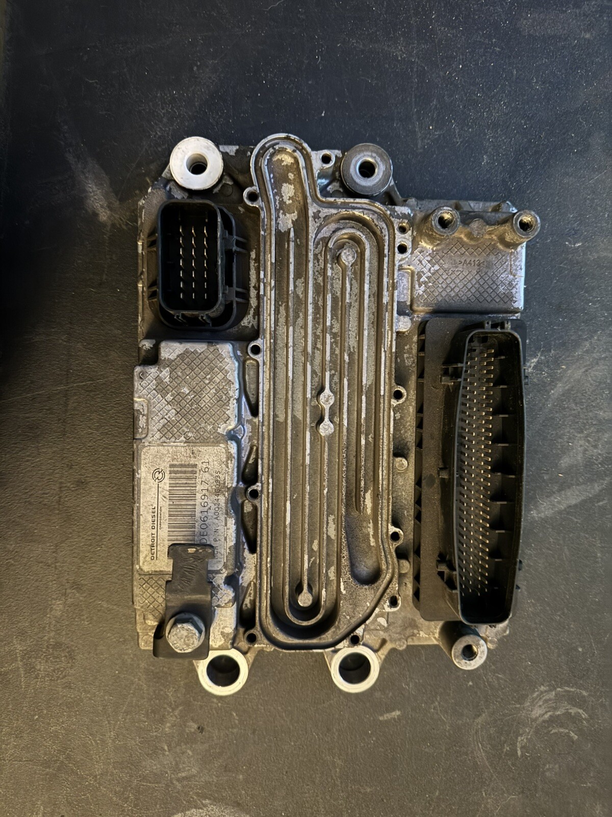 USED OEM DETROIT DIESEL DDE DD15 ECM CONTROL MODULE A 002 446 09 35/ 002