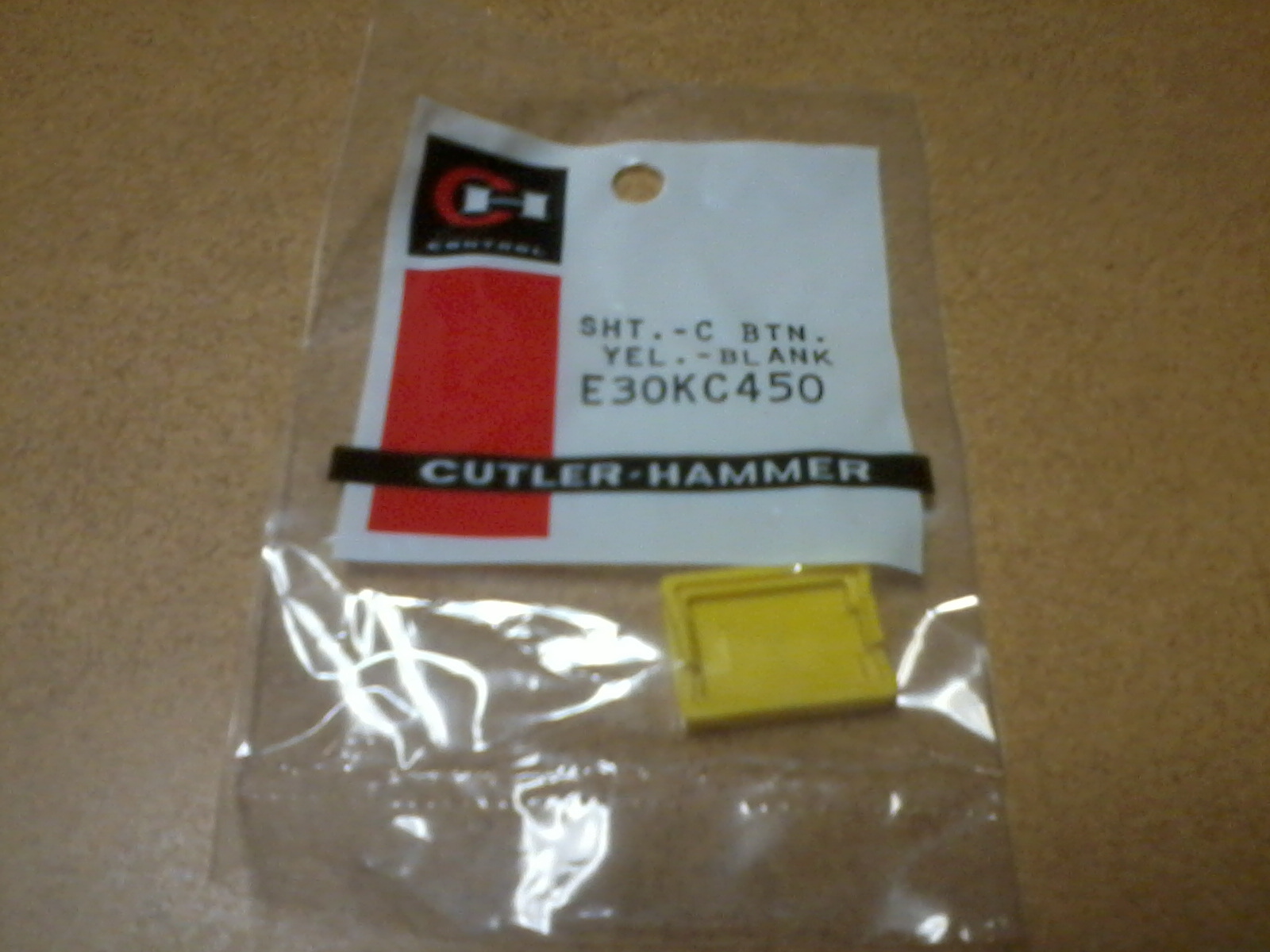 E30KC450 Cutler Hammer Short C Button NIB Yellow