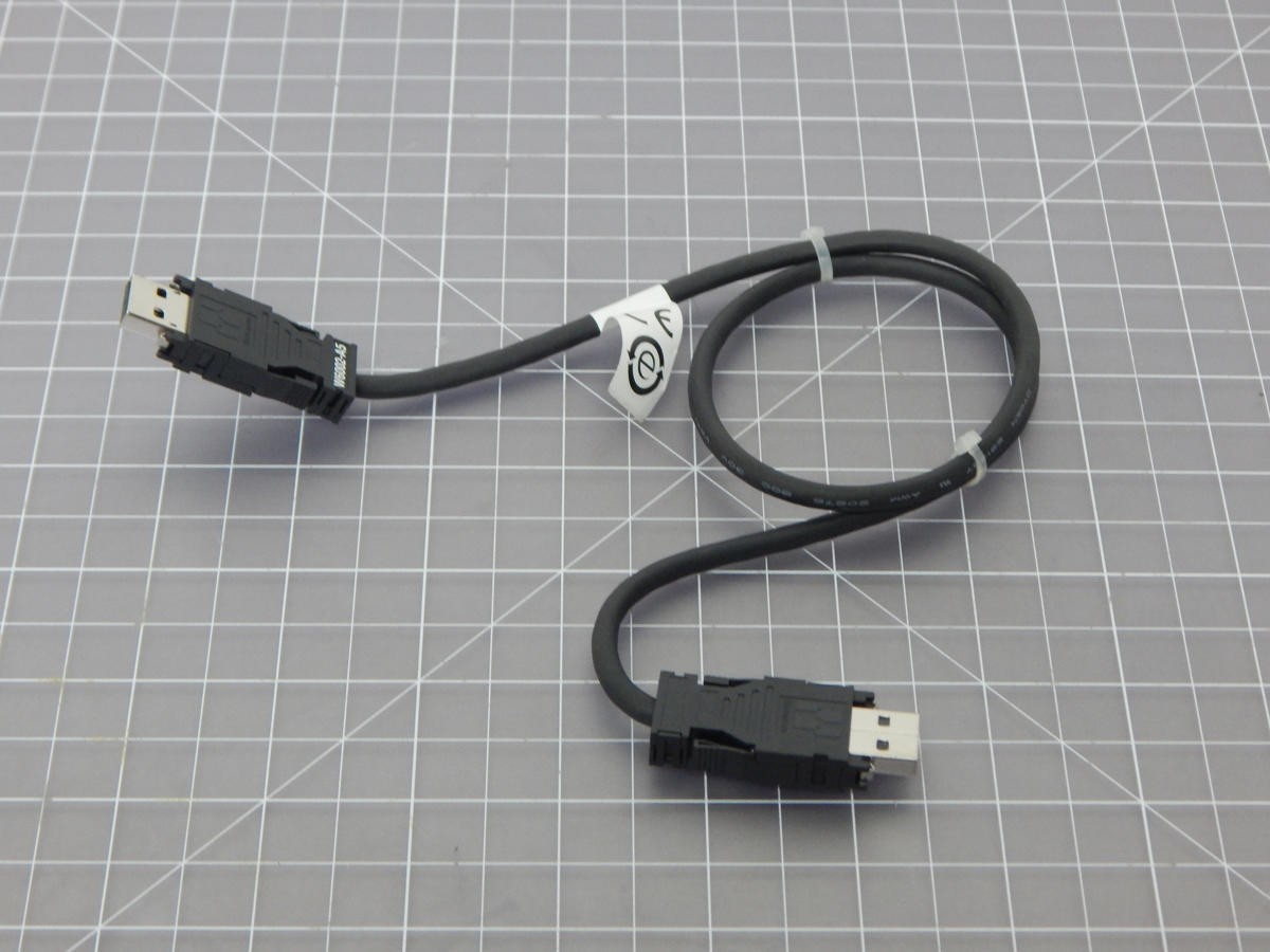 YASKAWA W6002-A5 MECHATROLINK SERVO COMMUNICATION CABLE M2716