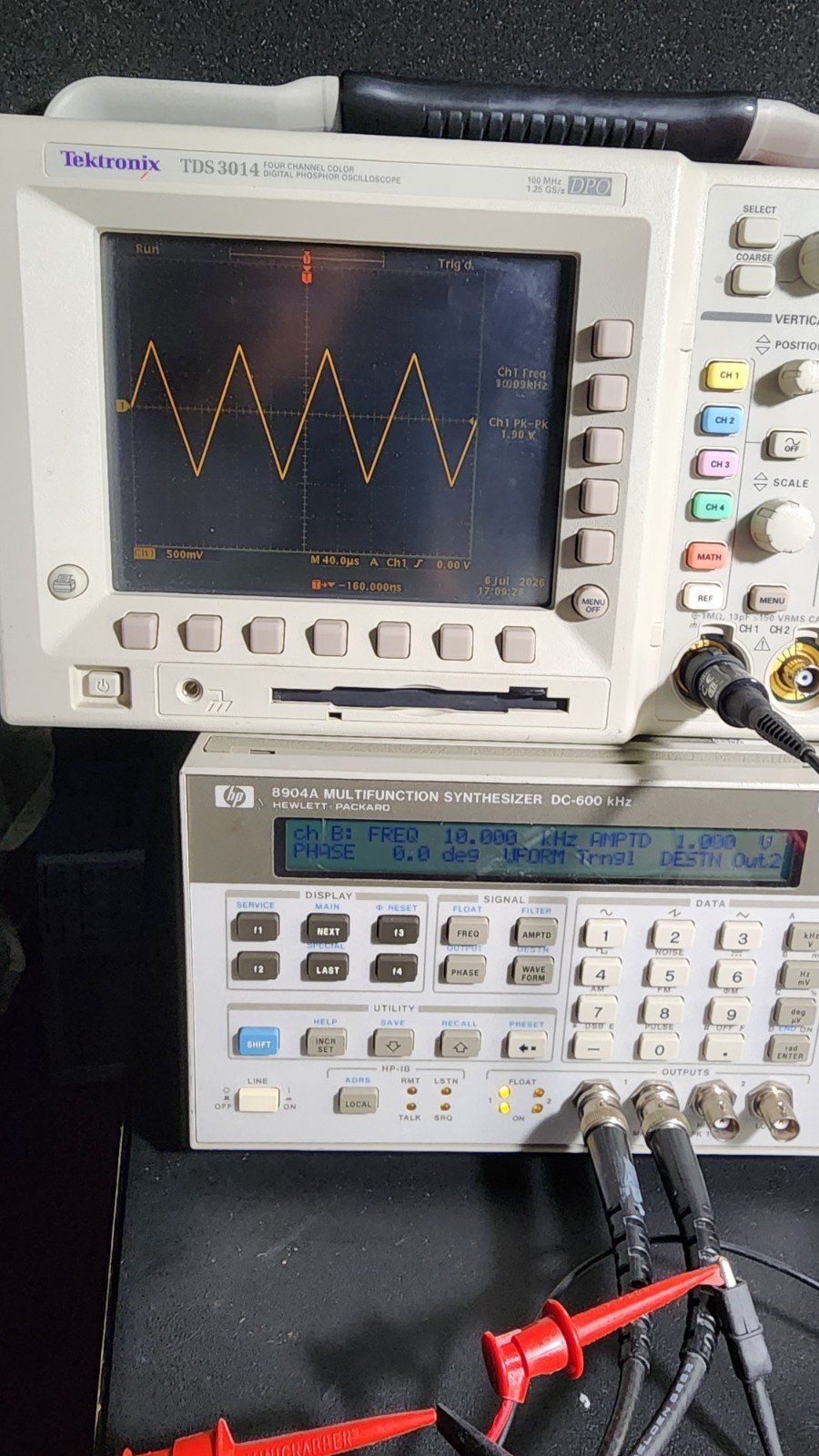 HP 8904A Multifunction Synthesizer DC-600kHz Dual Output Tested Working Option 2