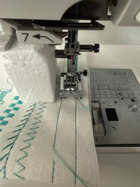 Janome Memory Craft 9850 Sewing and Embroidery Machine DISPLAY MODEL UNIT 4