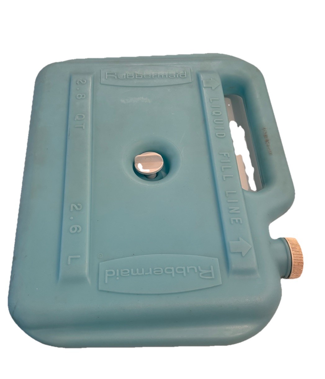 Rubbermaid Gott Screw-In Refreeze Bottle #8283 Cooler Ice Pack for Cooler 2.8 Qt