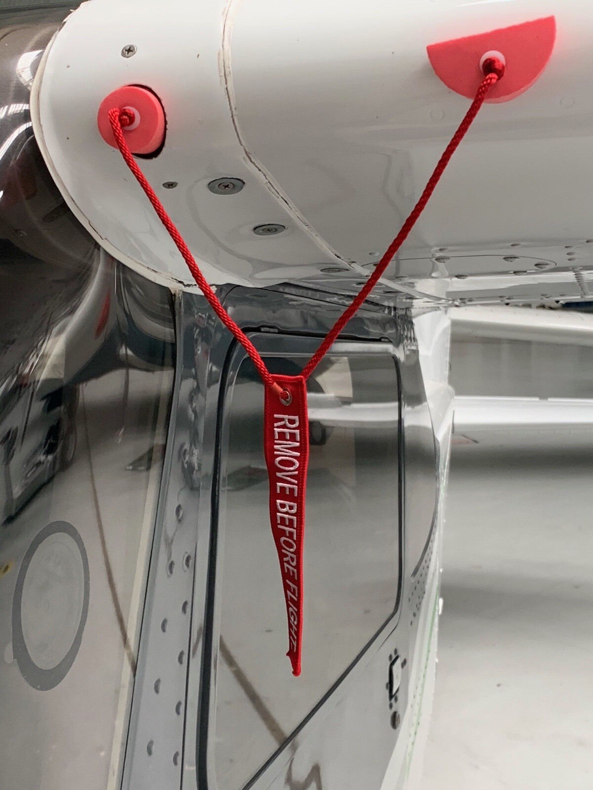 CESSNA WING VENT PLUGS & Avionics Cooling Port Plugs-REMOVE BEFORE FLIGHT