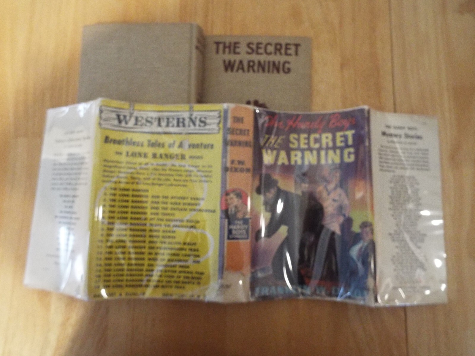 VINTAGE HARDY BOY BOOK #17 THE SECRET WARNING--Copyright 1938--FREE SHIP