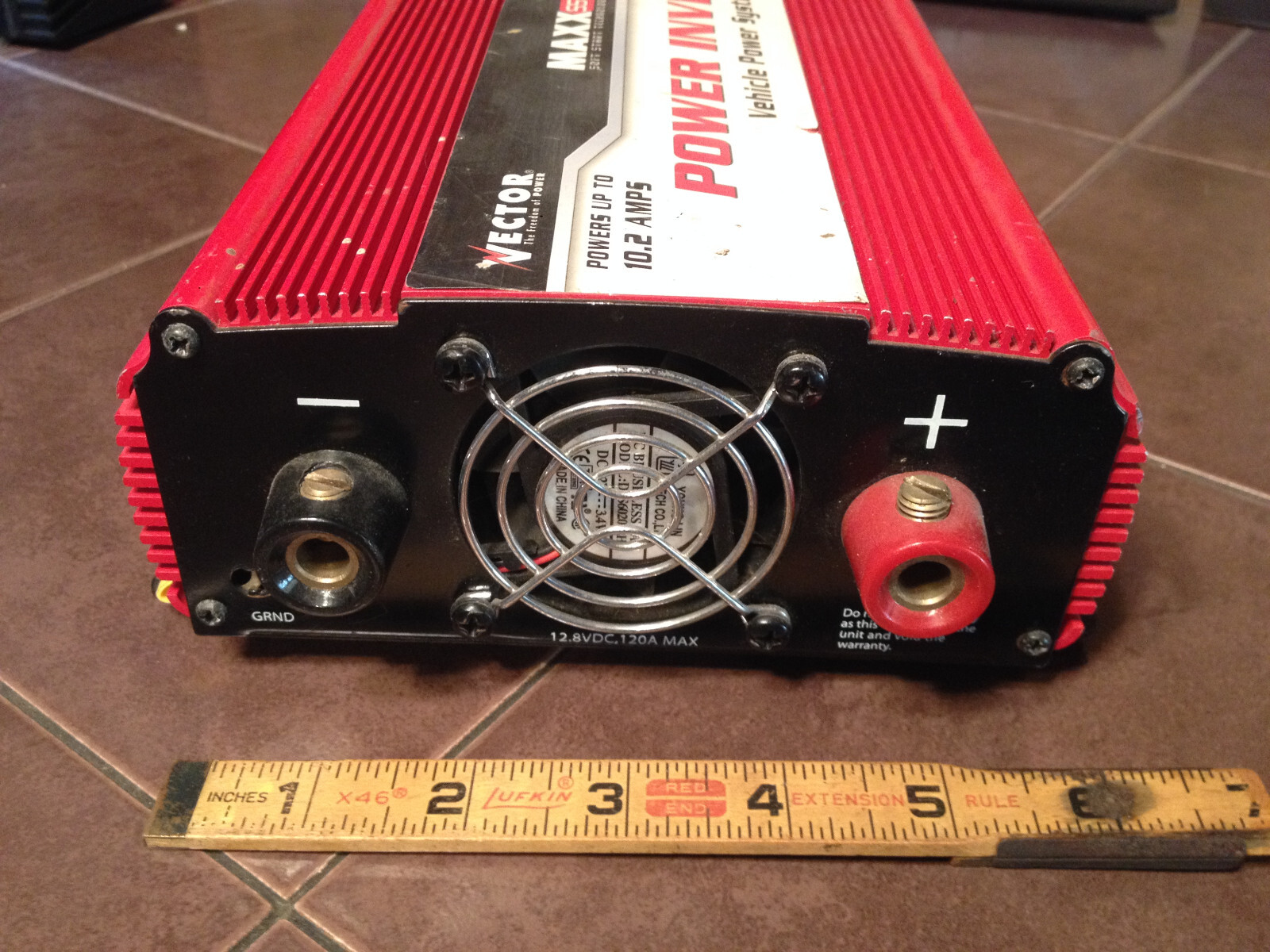 Vector 1200 Watt Power Inverter VEC053D