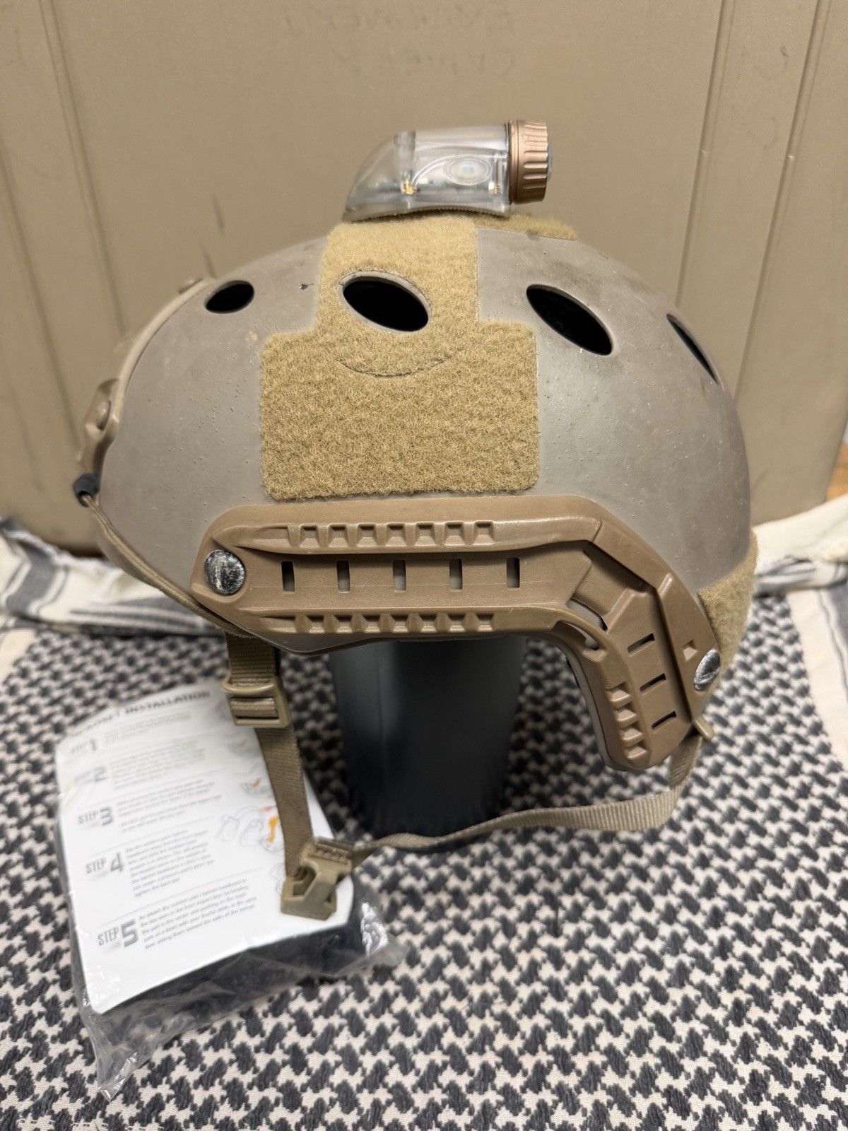 Ops Core Carbon FAST Bump Helmet , W/ Manta Strobe. Size L/XL.