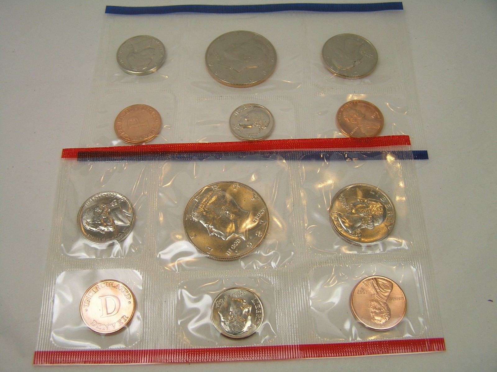 US Mint 1987 Uncirculated Coin Set P & D