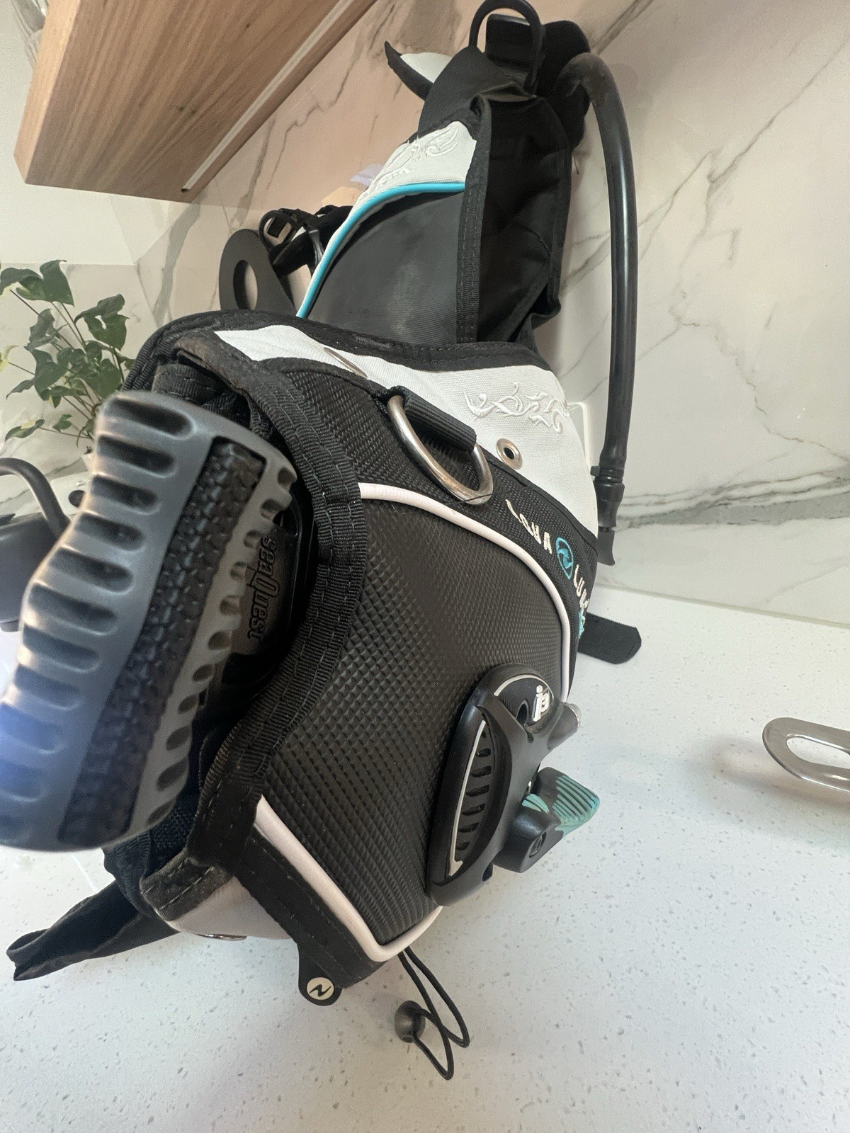 Aqualung Pearl I3 Vest scuba diving equipment