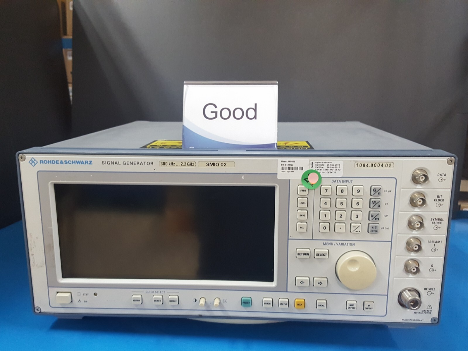 R&S SMIQ02 : Vector Signal Generator 300 kHz - 2.2 GHz (4722)