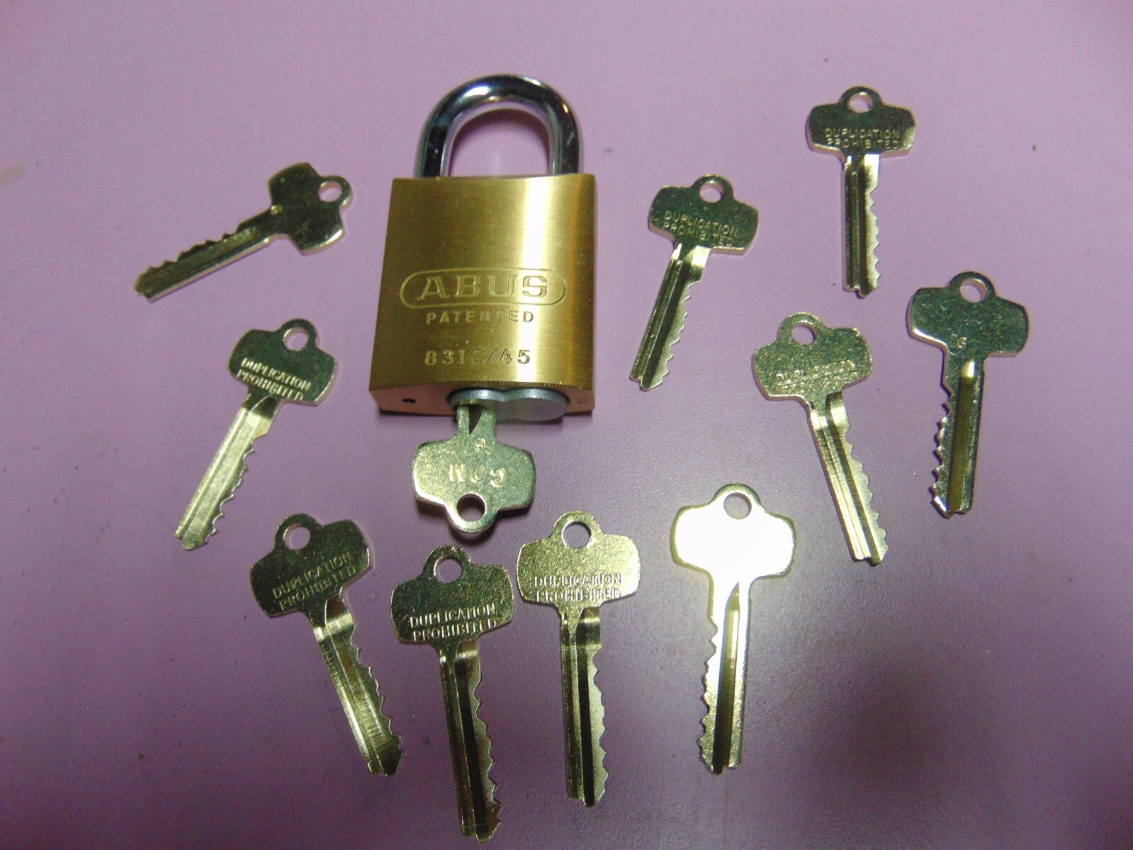 1 NEW ABUS IC BEST CYL. WITH G CORE AND 1 CORE AND 10 KEYS PADLOCK     LOCKSMITH