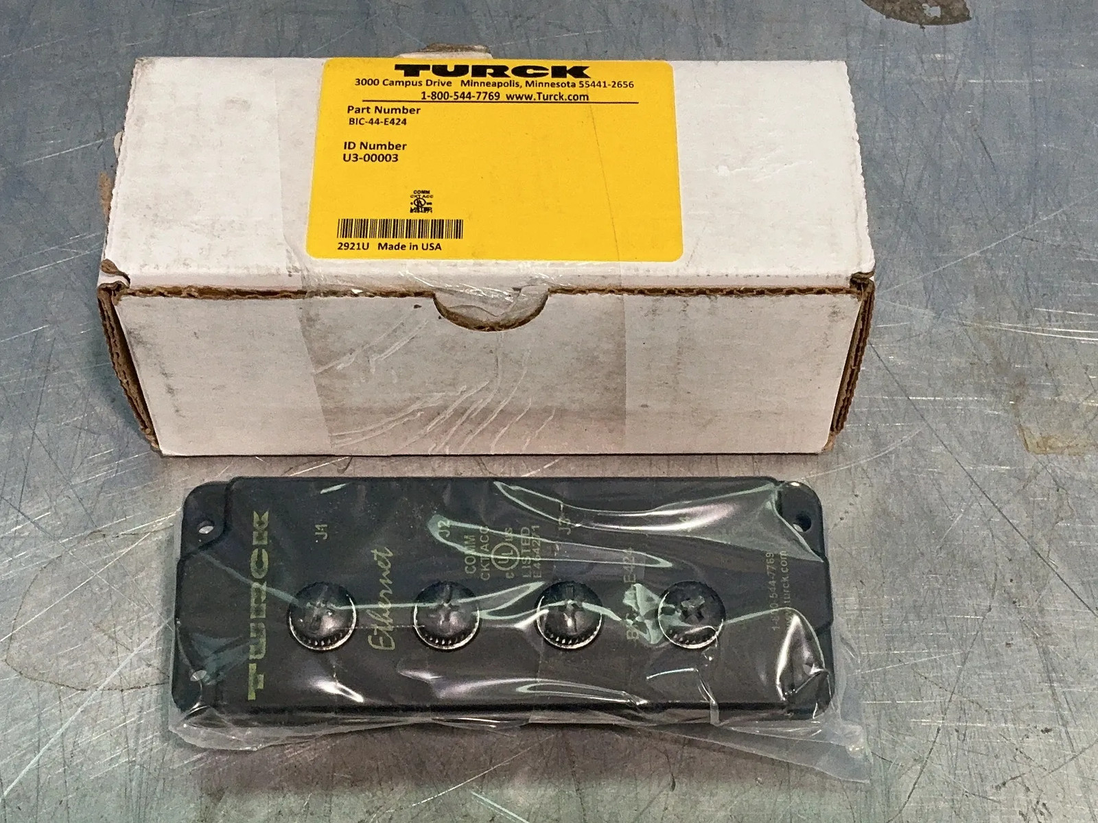 TURCK INDUSTRIAL ETHERNET WALL/PANEL FEED-THROUGH BIC-44-E424