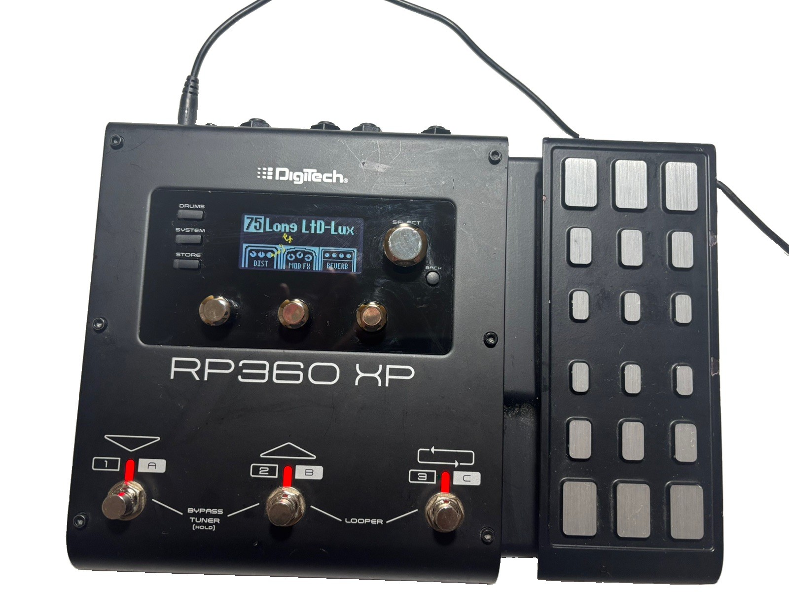 DigiTech RP360 XP Guitar Multi Effects Processor Pedal w/power supply. VGC