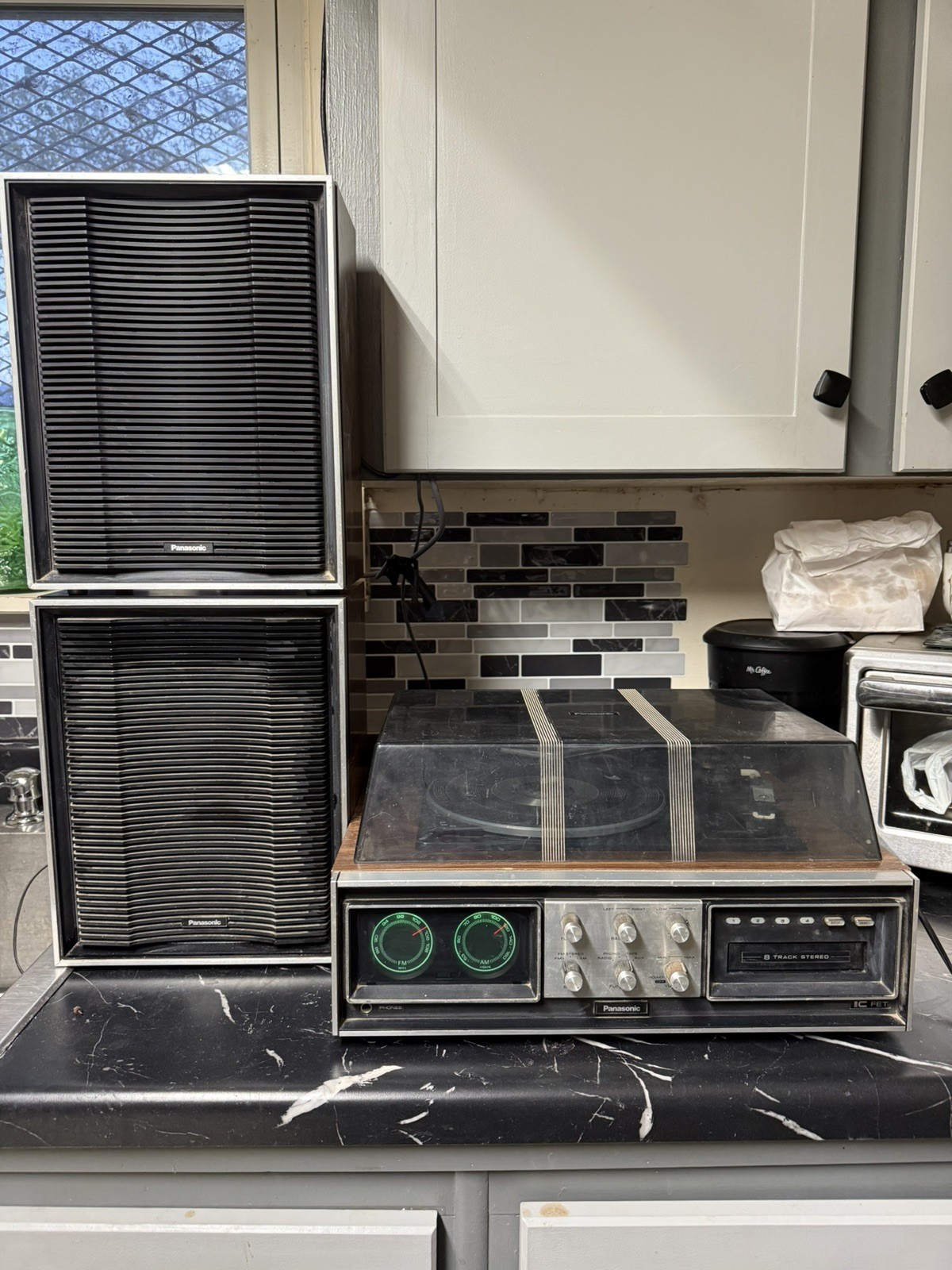 Vintage Panasonic SD-208 Stereo Music Center w/ SB-208 Speakers Turntable AM/FM