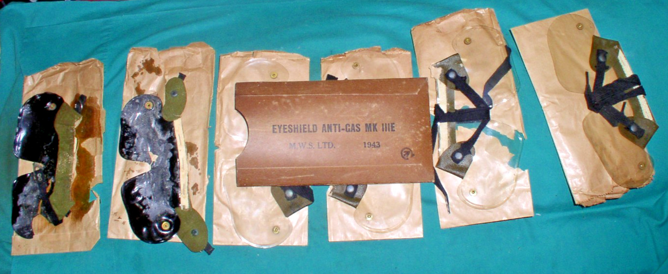 WWII British Eyeshield  Anti Gas Mk IIIE 1943 MWS LTD Limited TJ6911