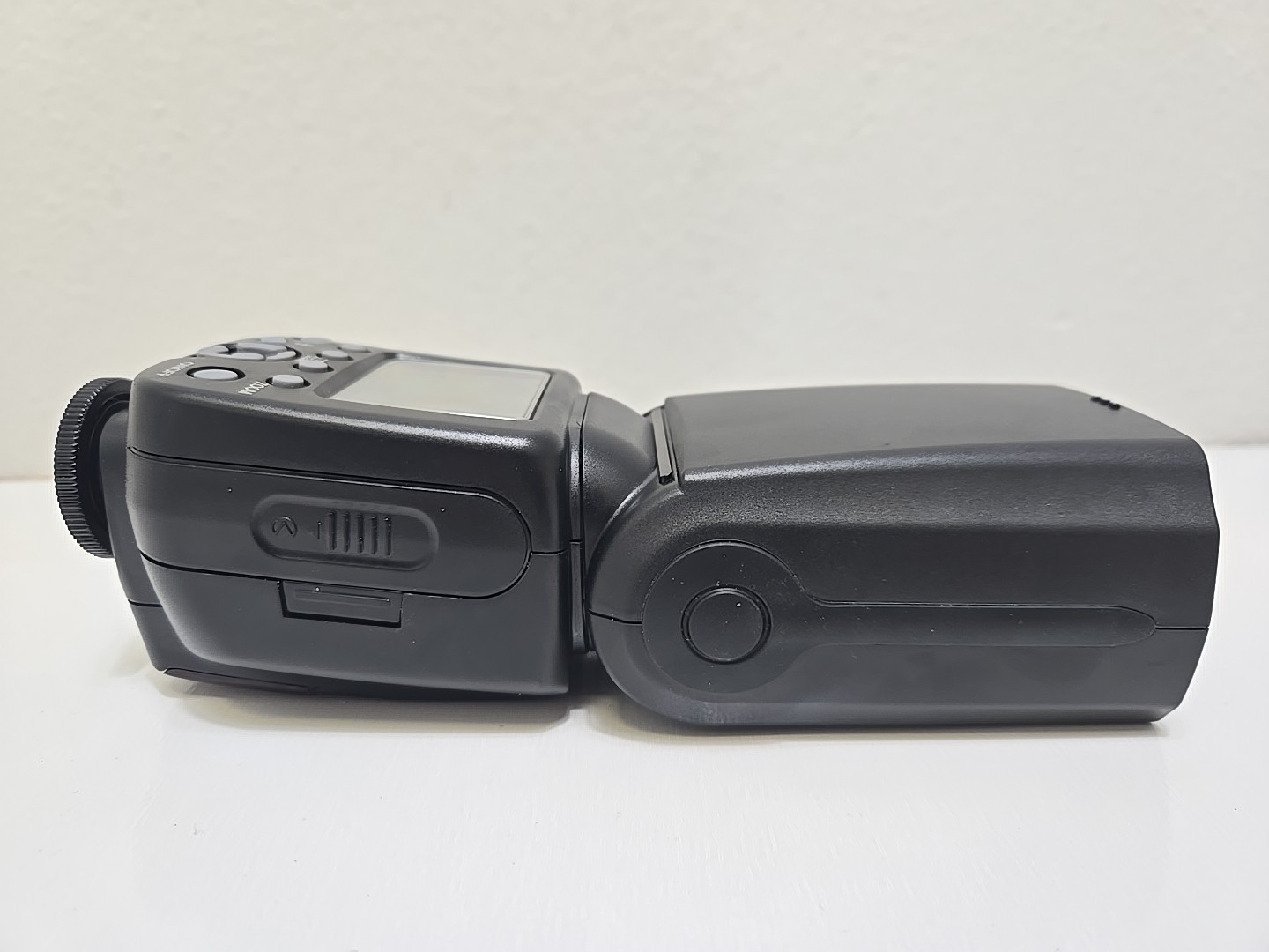 Sunpak DF4000U External Flash Canon & Nikon Cameras DSLR *READ DESCRIPTION*
