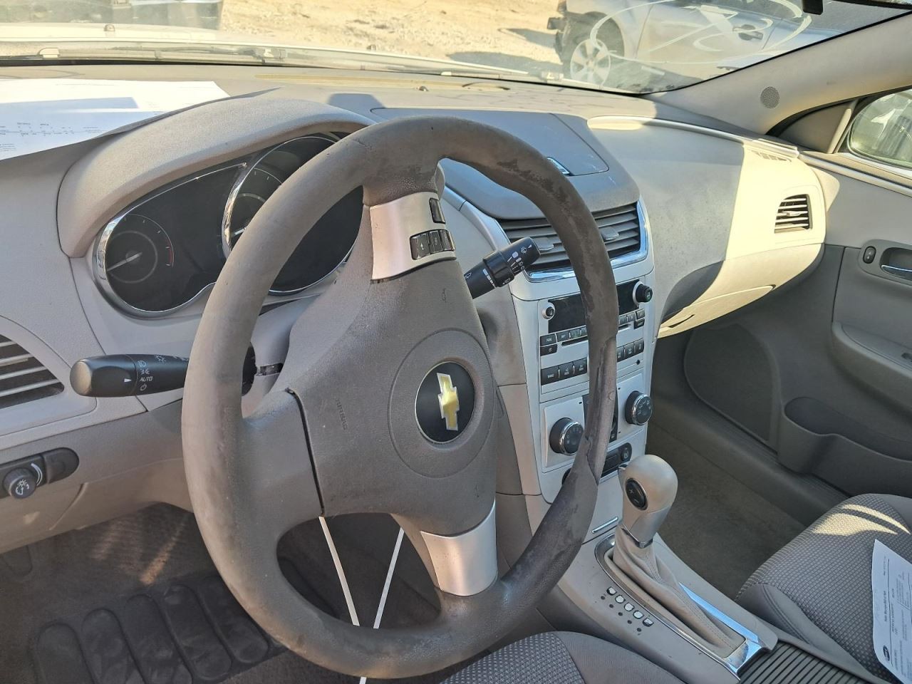 MALIBU 2011 Glove Box 4853408